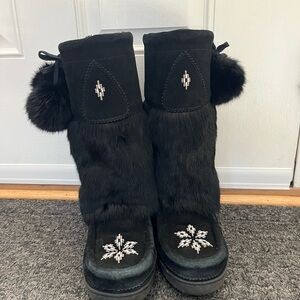 Elegant Black Fur Winter Boots